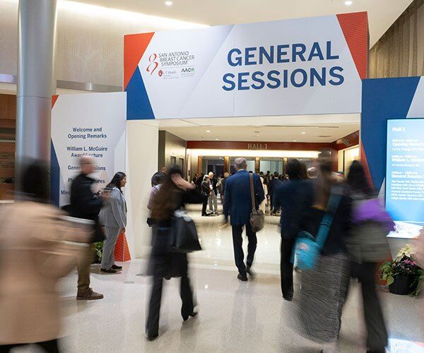 SABCS 2025 San Antonio Breast Cancer Symposium @ SABCS Attendees during General Views here today, Wednesday December 10, 2025. during the San Antonio Breast Cancer Symposium being held at the Henry B. Gonzalez Convention Center in San Antonio, TX. The symposium features physicians, researchers, patient advocates and healthcare professionals from over 90 countries with the latest research on breast cancer treatment and prevention.